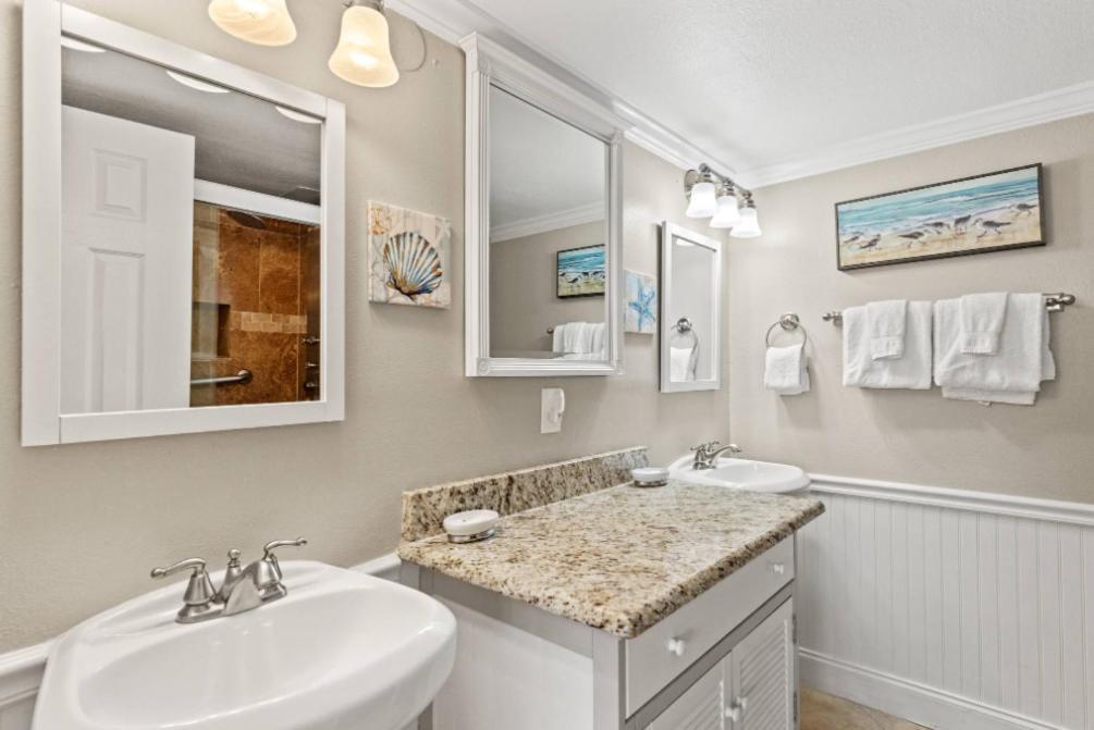 Pinnacle Port B3-706 Holiday home *